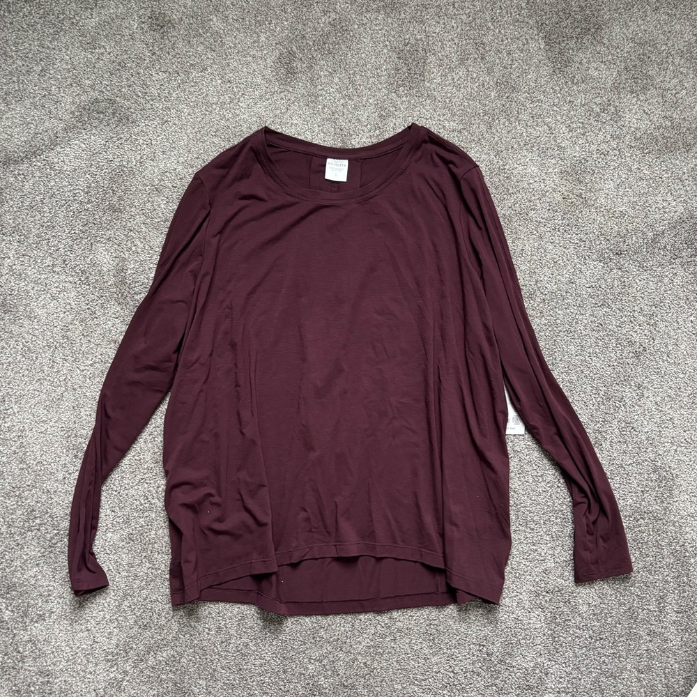 NWT Athleta With Ease Top